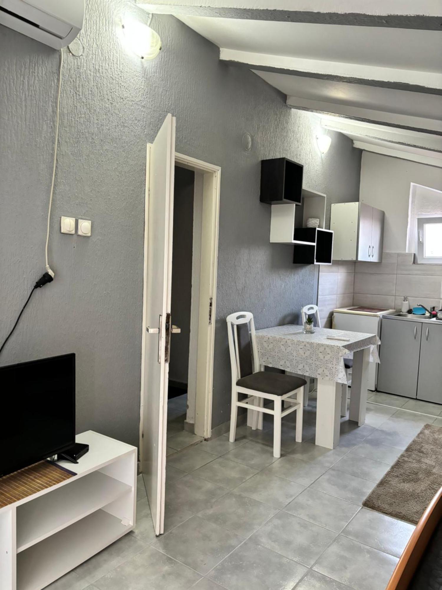Apartman Sava Ni Εξωτερικό φωτογραφία