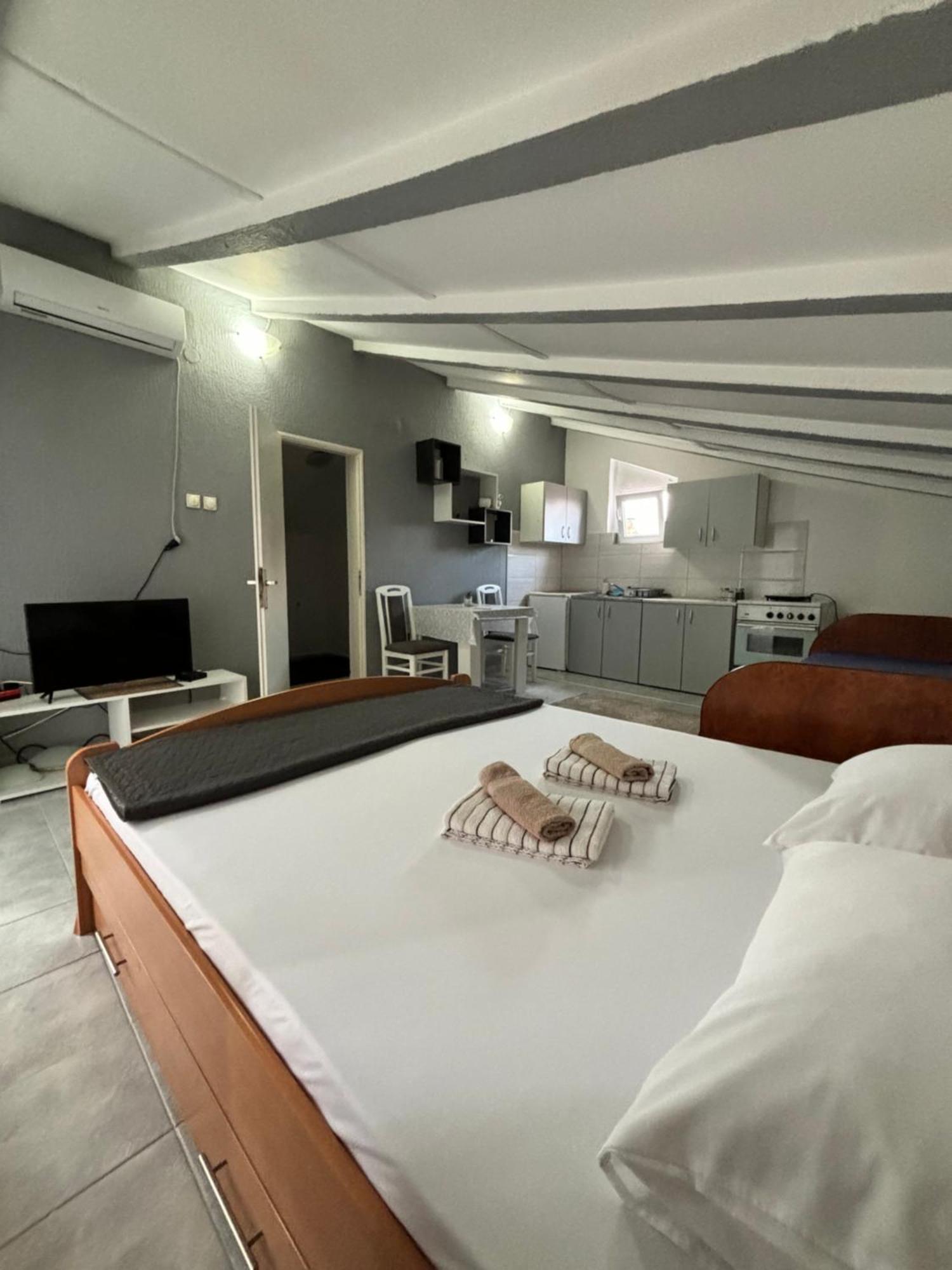 Apartman Sava Ni Εξωτερικό φωτογραφία